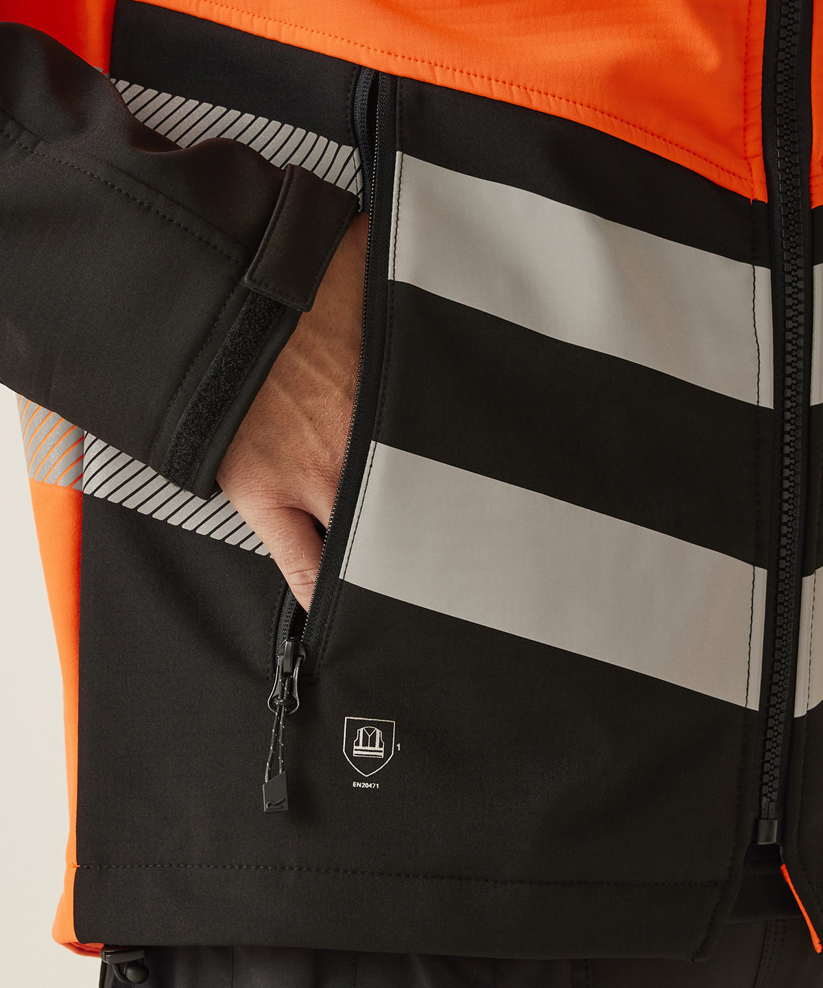 Hi-Vis X-Pro 3-layer softshell jacket (Class 2) Pocket detail